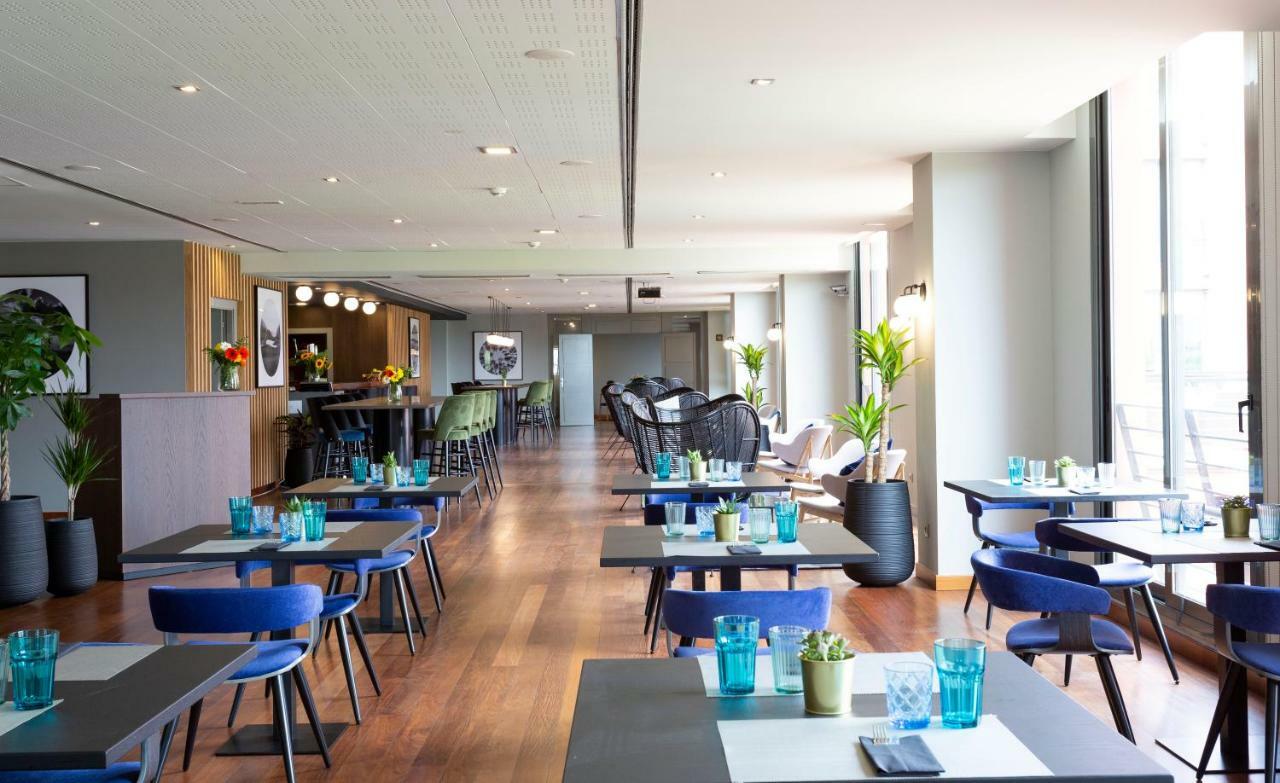 Dolce By Wyndham Barcelona Resort 圣埃斯特韦·塞斯罗维尔 外观 照片